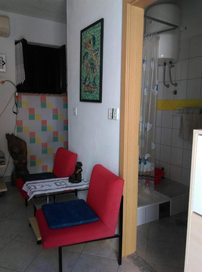 Apartmani Vrzic Baska  Bagian luar foto